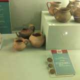 Monete e resti di ceramica risalenti all'epoca romana
